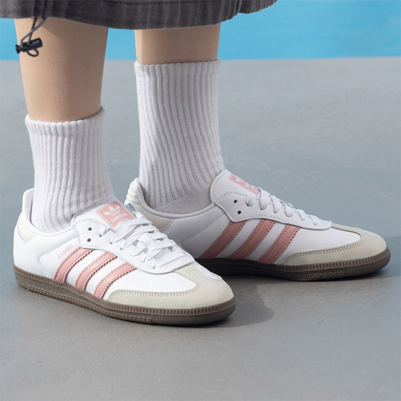 Оригинальные женские кроссовки – обзор и цена Women'S Accessories Adidas