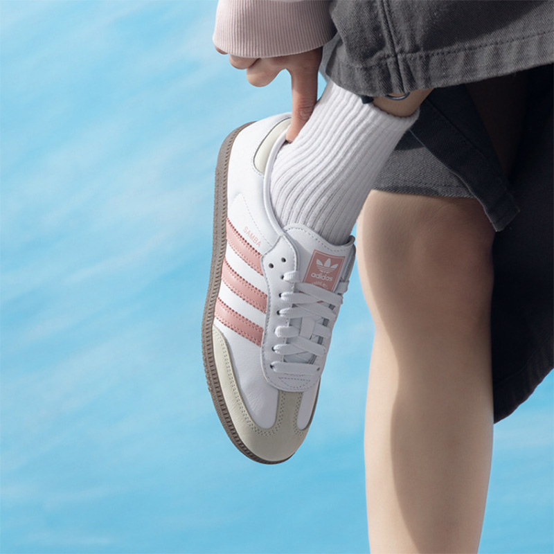 Оригинальные женские кроссовки – обзор и цена Women'S Accessories Adidas